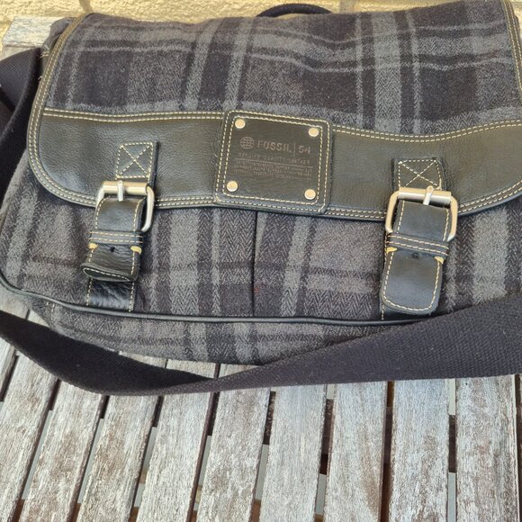 Fossil 54 big messenger/ laptop tweed and leather bag - Picture 7 of 11